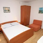 Apartment With Parking Space - 6696 *
