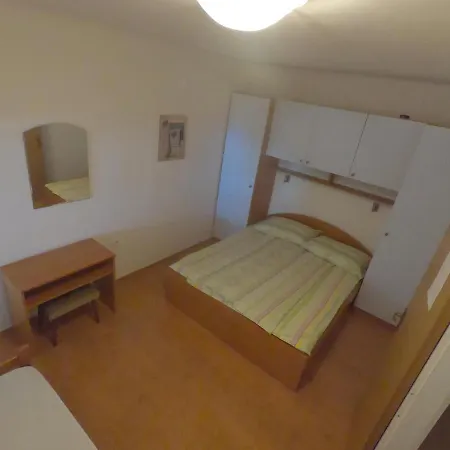 Apartament With A Parking Space - 6696 Makarska
