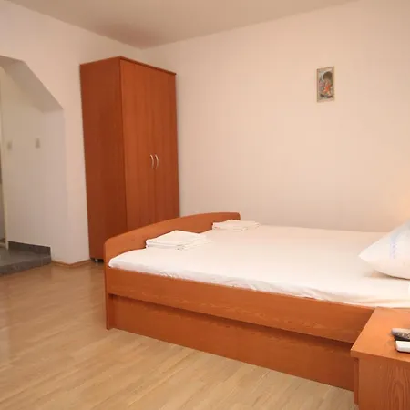 With Parking Space - 6696 Apartman Makarska