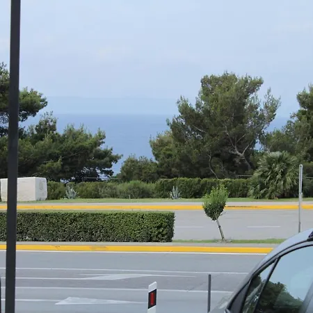 With Parking Space - 6696 شقة